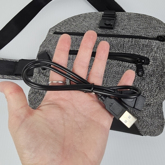 ALPAKA Air Sling Bag for Passport, Keys & Essentials - Picture 13 of 13